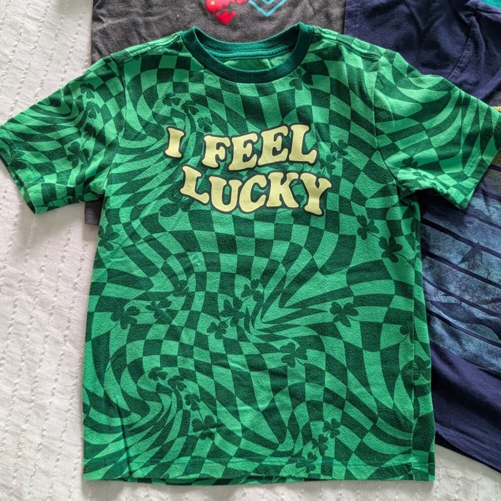 Boys Tshirt Bundle Holiday size S 6/7 - Picture 2 of 7